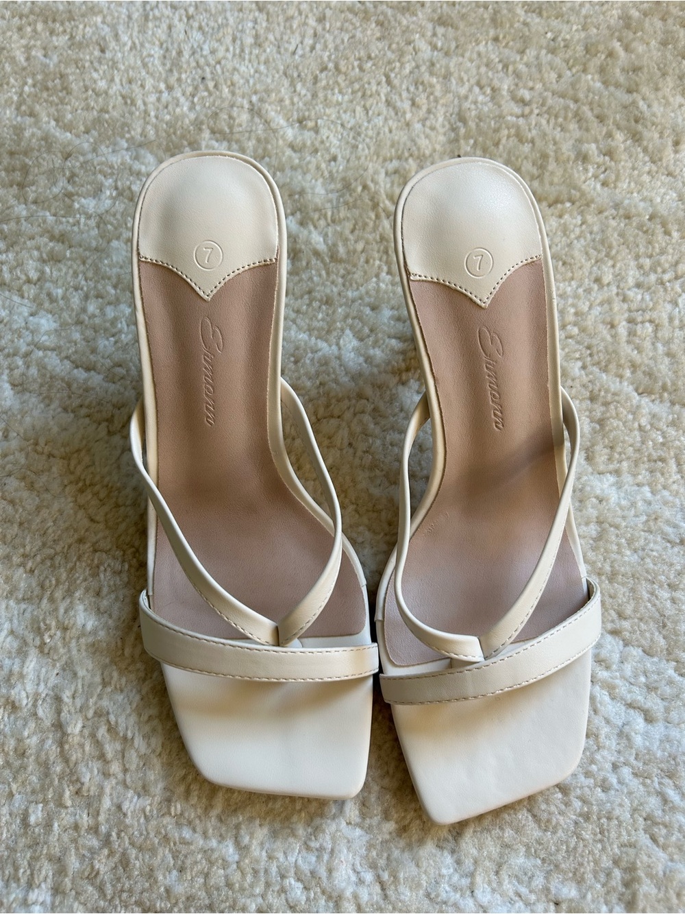 Ermonn Ivory Kitten Heel Thong Mule Sandals Square Toe Slip On Size 7